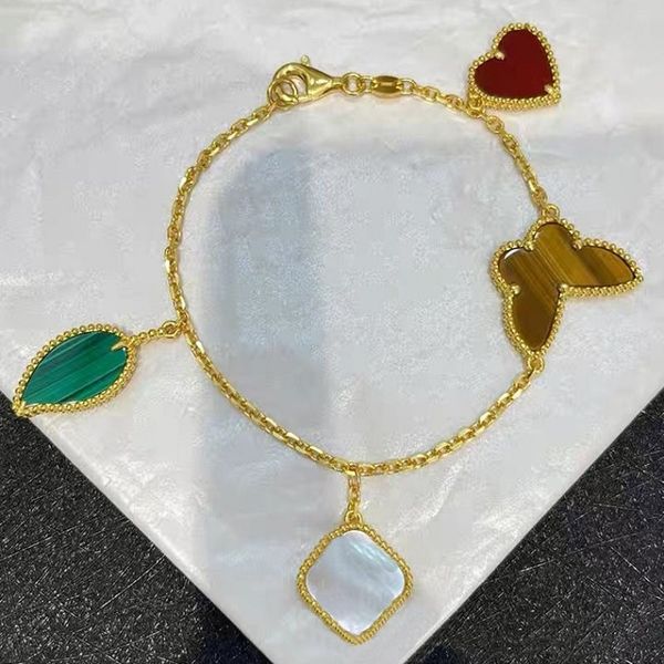 100% silver lucky spring bracelets charm women designer bracelet van four-leaf-clover pendants love ladybugs luxury jewelry desinge heart mo, Golden;silver
100% silver lucky spring bracelets charm women designer bracelet van four-leaf-clover pendants love ladybugs luxury jewelry desinge heart mo, Golden;silver