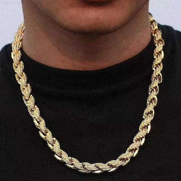 custom made new design rock style luxury hiphop jewelry 925 sterling silver vvs moissanite diamond men rope chain
custom made new design rock style luxury hiphop jewelry 925 sterling silver vvs moissanite diamond men rope chain