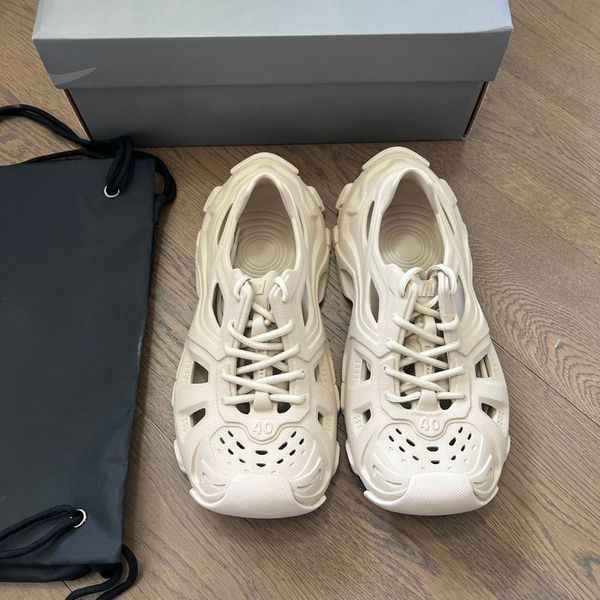 logo pool rubber summer sandals casual slides shoes flat heels men's and women's luxury designers cold fashion shoes factory footw, Black
logo pool rubber summer sandals casual slides shoes flat heels men's and women's luxury designers cold fashion shoes factory footw, Black