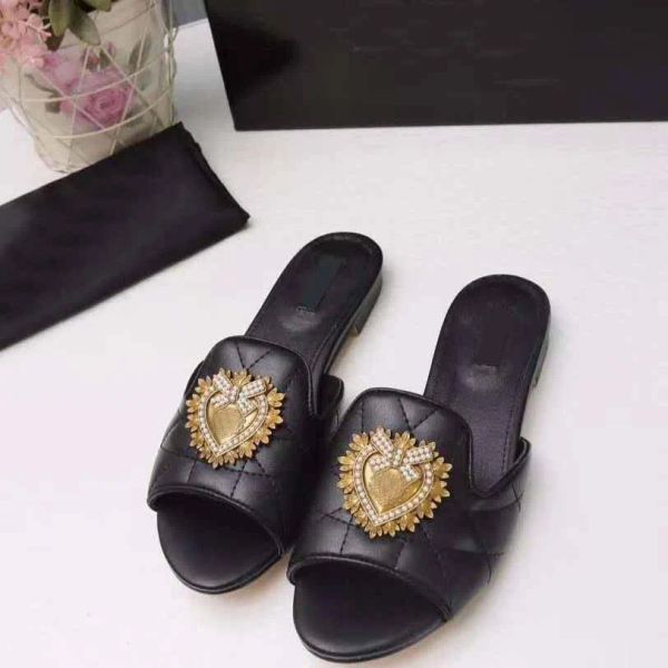 with box designer shoes summer classic flat female slippers fashion luxury cartoon big head sandals leather l wild 4 co exw, Black
with box designer shoes summer classic flat female slippers fashion luxury cartoon big head sandals leather l wild 4 co exw, Black