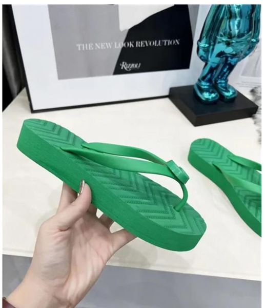 2023 fashion slippers beach shoes flip flops thick bottom womens green yellow orange navy bule white pink brown summer sport sneaker 35-38-3, Black
2023 fashion slippers beach shoes flip flops thick bottom womens green yellow orange navy bule white pink brown summer sport sneaker 35-38-3, Black