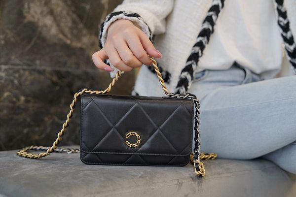 luxury handbag designer bag clutch bag single shoulder bag chain fashion turingling handbag gather clues women's casual pu leather shou
luxury handbag designer bag clutch bag single shoulder bag chain fashion turingling handbag gather clues women's casual pu leather shou