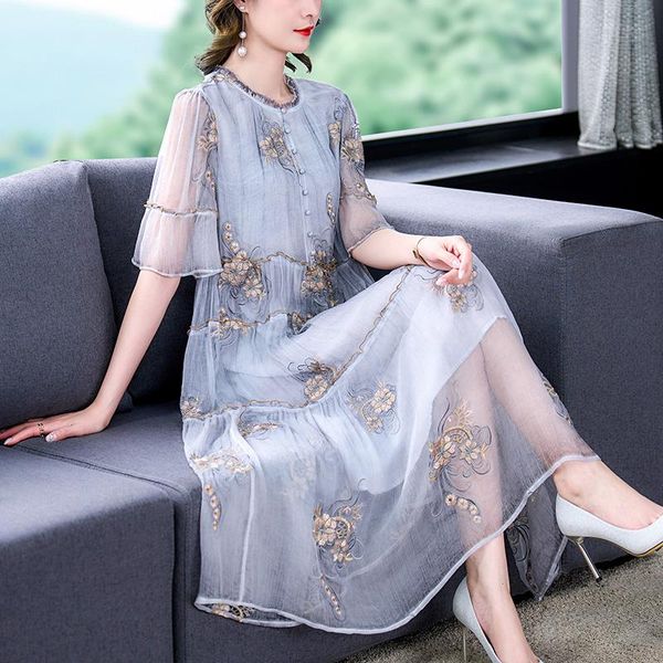 dresses women floral embroidery natural silk midi dress 2023 fashion butterfly sleeve ruffled collar dress summer boho elegant dresses, Black;gray
dresses women floral embroidery natural silk midi dress 2023 fashion butterfly sleeve ruffled collar dress summer boho elegant dresses, Black;gray