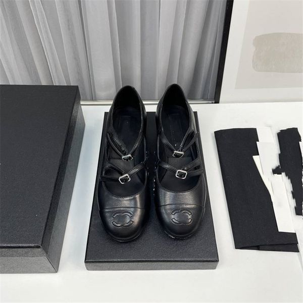 fashion dress shoes 2023 channel women leather high heel metal buckle letter logo wedding party business casual flat shoes 08-012, Black
fashion dress shoes 2023 channel women leather high heel metal buckle letter logo wedding party business casual flat shoes 08-012, Black