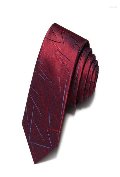 bow ties 2022 brand fashion mens 5cm slim wine red pattern necktie wedding formal suit neck tie for men with gift box4532247, Black;gray
bow ties 2022 brand fashion mens 5cm slim wine red pattern necktie wedding formal suit neck tie for men with gift box4532247, Black;gray