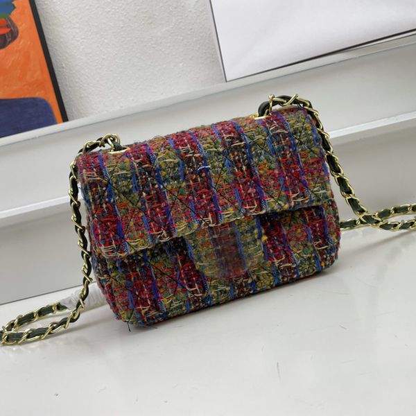 luxury designer tweed quilted mini bags serial number gold metal hardware matelasse chain crossbody shoulder cosmetic case outdoor trend han
luxury designer tweed quilted mini bags serial number gold metal hardware matelasse chain crossbody shoulder cosmetic case outdoor trend han