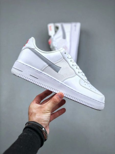 new arrivals red and grey logo running shoes men women 1 low 07 red grey white the athletic lifestyles casual designer outdoor-indoor sneake
new arrivals red and grey logo running shoes men women 1 low 07 red grey white the athletic lifestyles casual designer outdoor-indoor sneake