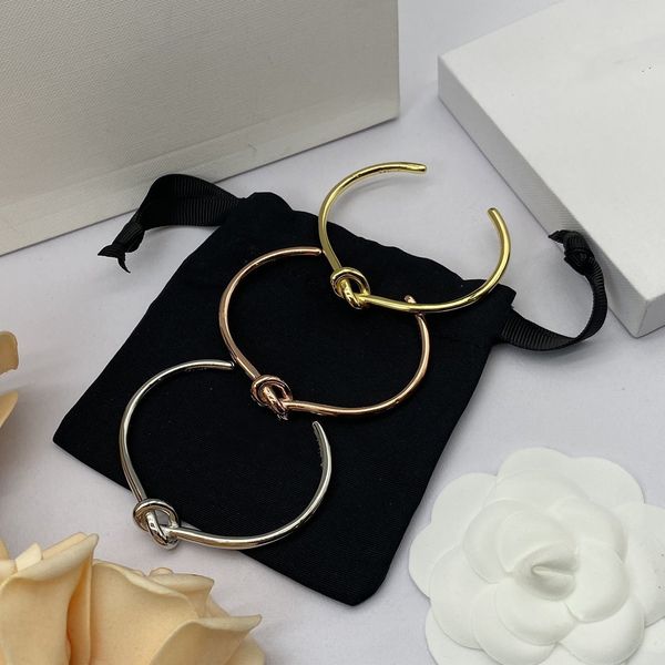 fashion style bracelets women bangle wristband cuff chain designer letter jewelry 18k gold plated stainless steel wedding lovers gift bracel, Black
fashion style bracelets women bangle wristband cuff chain designer letter jewelry 18k gold plated stainless steel wedding lovers gift bracel, Black