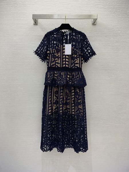 street style dresses 2023 new summer autumn o neck short sleeve fashion milan runway dress designer brand same style women's 0510-10, Black;pink
street style dresses 2023 new summer autumn o neck short sleeve fashion milan runway dress designer brand same style women's 0510-10, Black;pink