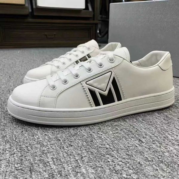 wheel re-nylon prax 01 luxury designers shoes men women high-sneakers nylon pouch leather lining cotton laces 14 cm boot leg causal shoe siz, Black
wheel re-nylon prax 01 luxury designers shoes men women high-sneakers nylon pouch leather lining cotton laces 14 cm boot leg causal shoe siz, Black