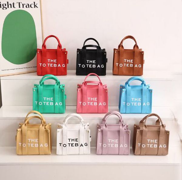 designer marc handbags evening bags simple square bag women's letter messenger shoulder bags 20-10-17cm
designer marc handbags evening bags simple square bag women's letter messenger shoulder bags 20-10-17cm