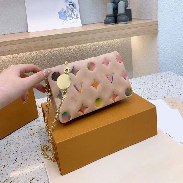 multicolor embossed women shoulder bags chain mini crossbody bag genuine leather purses wallet classic flower letter with gift box
multicolor embossed women shoulder bags chain mini crossbody bag genuine leather purses wallet classic flower letter with gift box