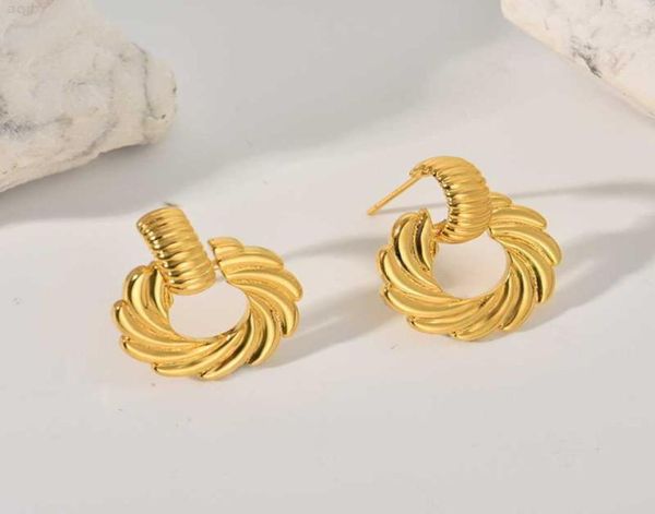 2023 vintage fashion jewelry pvd 18k gold plated circle round shaped stud earrings for women gift4384774, Silver
2023 vintage fashion jewelry pvd 18k gold plated circle round shaped stud earrings for women gift4384774, Silver