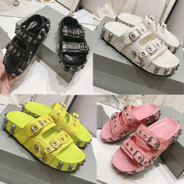 2023s new couple style designer sandals with drive decoration punk style ins soft leather sandals slippers men women platform sandals large, Black
2023s new couple style designer sandals with drive decoration punk style ins soft leather sandals slippers men women platform sandals large, Black