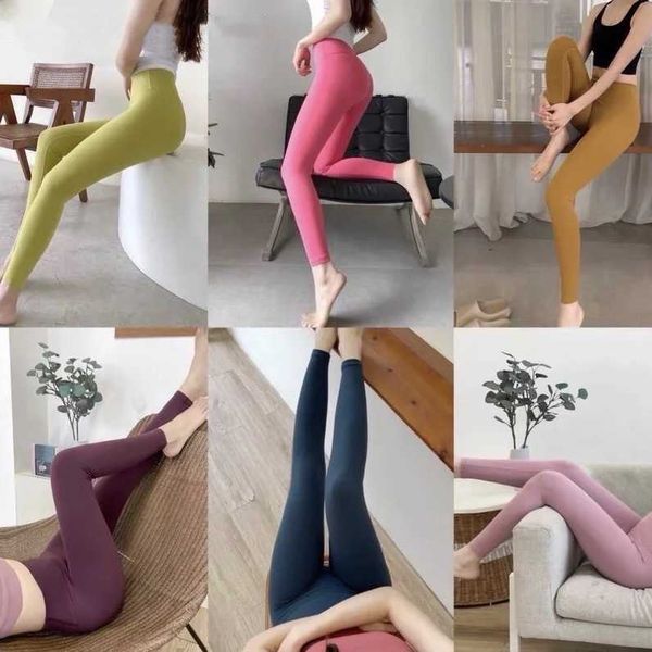 solid color women's yoga pants high waist sports gym wear leggings elastic fitness women outdoor sports pants, Black;white
solid color women's yoga pants high waist sports gym wear leggings elastic fitness women outdoor sports pants, Black;white