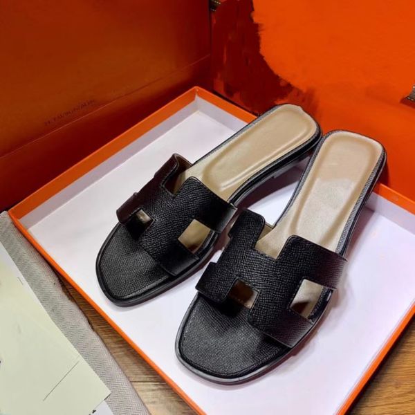 23ss genuine leather slippers for summer outwear versatile and fashionable flat bottom women's sandals slippers for women, Black
23ss genuine leather slippers for summer outwear versatile and fashionable flat bottom women's sandals slippers for women, Black