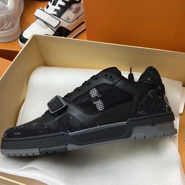 luxury designer shoes spring and summer men's sports yellow embossing calfskin production size36-45 mkjlpp0000002, Red;white
luxury designer shoes spring and summer men's sports yellow embossing calfskin production size36-45 mkjlpp0000002, Red;white