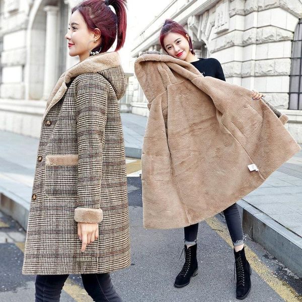 fur woolen coat women winter jacket 2022 new fashion plaid mid long coats hooded warm wool coat lady outerwear overcoat female, Black
fur woolen coat women winter jacket 2022 new fashion plaid mid long coats hooded warm wool coat lady outerwear overcoat female, Black
