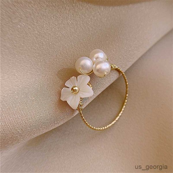 band rings new exquisite pearl flower ring for women fashion simple zircon flowers opening rings girls temperament jewelry gift, Silver
band rings new exquisite pearl flower ring for women fashion simple zircon flowers opening rings girls temperament jewelry gift, Silver