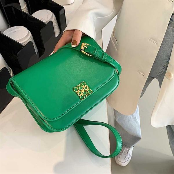 16% off 2023 fashion handbag 048245 handbag female design tofu new fashionable one shoulder crossbody small square bag
16% off 2023 fashion handbag 048245 handbag female design tofu new fashionable one shoulder crossbody small square bag