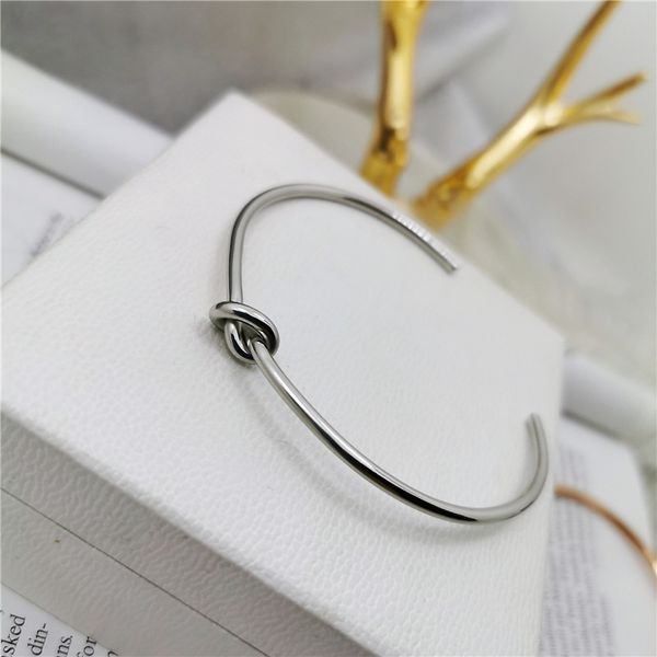 high end luxury fashion knot bracelet titanium steel plated 18k rose gold essential bracelet for couples holiday gift ghfy, Black
high end luxury fashion knot bracelet titanium steel plated 18k rose gold essential bracelet for couples holiday gift ghfy, Black