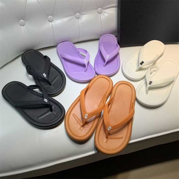 size 36-45 chan c designer flip flops men women interlocking c slippers moccasin shoes suitable for spring summer autumn l beach pool slides, Black
size 36-45 chan c designer flip flops men women interlocking c slippers moccasin shoes suitable for spring summer autumn l beach pool slides, Black