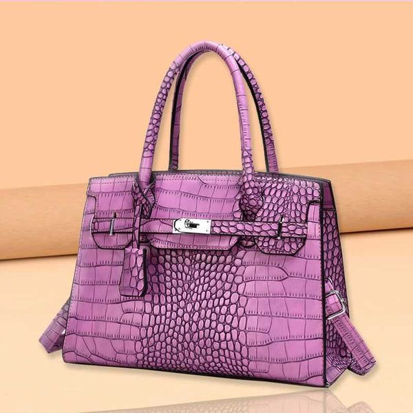 designer bag tote bag handbag crossbody bags single shoulder bag fashionable crocodile soft leather bag new metal latch high capacity leathe
designer bag tote bag handbag crossbody bags single shoulder bag fashionable crocodile soft leather bag new metal latch high capacity leathe