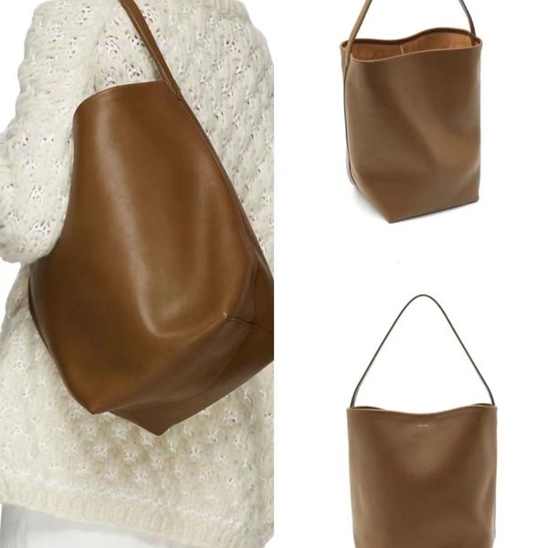 evening bags cow leather autumn and winter large capacity women's shoulder bucket bag 230509
evening bags cow leather autumn and winter large capacity women's shoulder bucket bag 230509