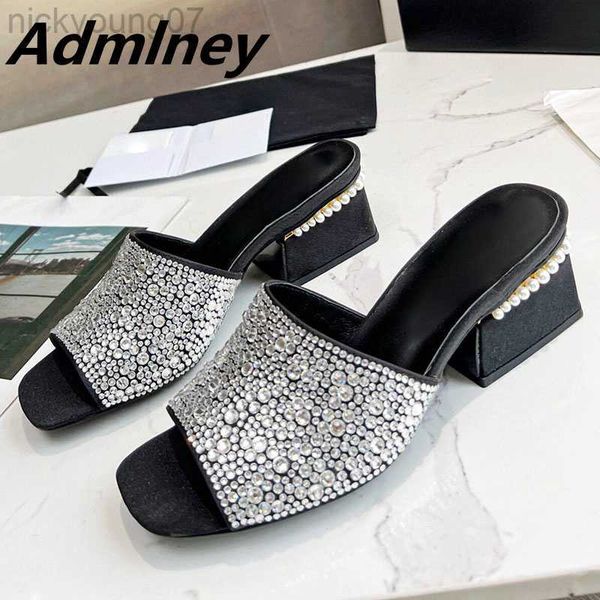 slippers 2023 spring summer new glitter runway mule female open toe one strap chunky low heel slipper pearl decor runway party slipper y23, Black
slippers 2023 spring summer new glitter runway mule female open toe one strap chunky low heel slipper pearl decor runway party slipper y23, Black