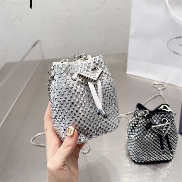 19% off 2023 fashion handbag lucky wallet new full handheld women's diamond chain cross body bucket one shoulder small bag
19% off 2023 fashion handbag lucky wallet new full handheld women's diamond chain cross body bucket one shoulder small bag