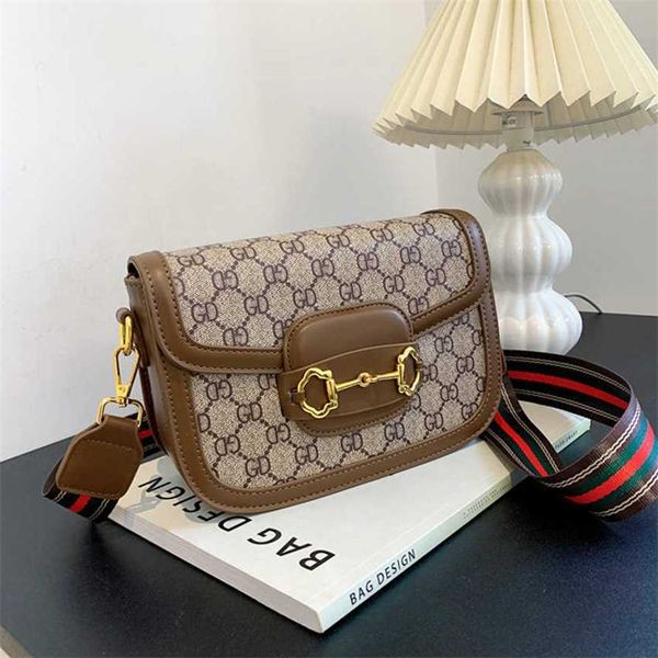 15% off 2023 fashion hand new women's shoulder stylish and versatile saddle aged pig nose crossbody bag live streaming batch
15% off 2023 fashion hand new women's shoulder stylish and versatile saddle aged pig nose crossbody bag live streaming batch