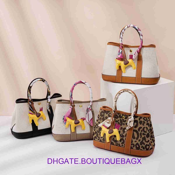 original edition designer hremm party garden bags online store leopard canvas one shoulder crossbody tote wide belt women have real logo
original edition designer hremm party garden bags online store leopard canvas one shoulder crossbody tote wide belt women have real logo