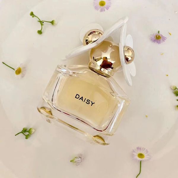 perfect woman perfume daisy for women fragrance spray 100ml eau de parfum perfect lady beautiful bottle charming smell
perfect woman perfume daisy for women fragrance spray 100ml eau de parfum perfect lady beautiful bottle charming smell