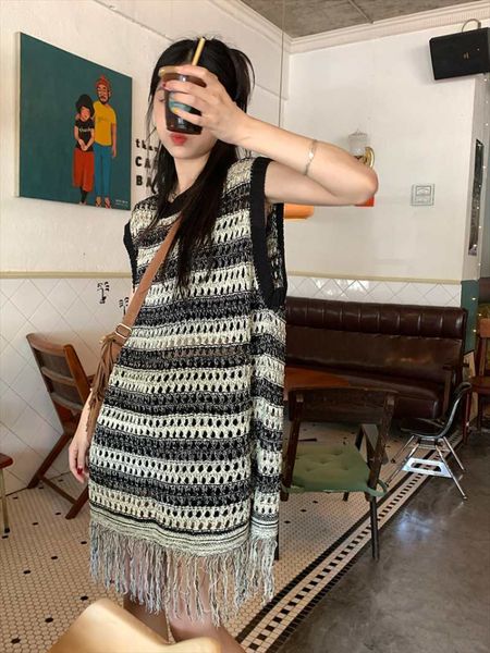 women's vests summer sleeveless knitted vest o neck striped hollow out tassel vintage fashion chaleco mujer casual loose all match long, Black;white
women's vests summer sleeveless knitted vest o neck striped hollow out tassel vintage fashion chaleco mujer casual loose all match long, Black;white