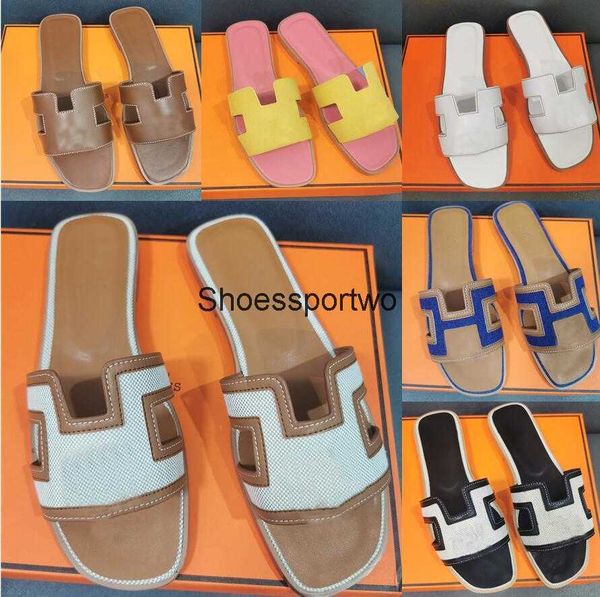 new designer slippers casual leather ladies oran sandals beach shoes jelly shoes 35-42 sizes, Black
new designer slippers casual leather ladies oran sandals beach shoes jelly shoes 35-42 sizes, Black