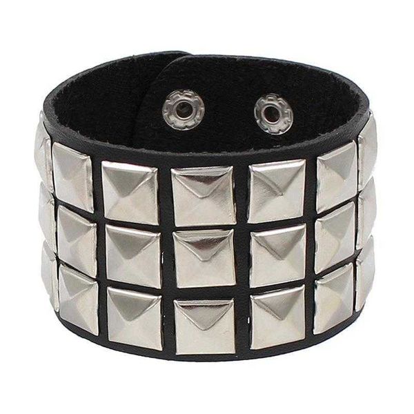 fashion punk street shooting nightclub square rivet bracelet three rows nail leather, Golden;silver
fashion punk street shooting nightclub square rivet bracelet three rows nail leather, Golden;silver