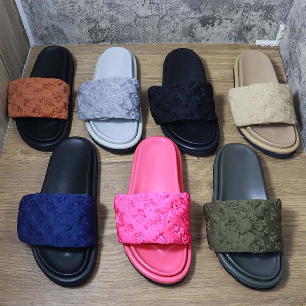 luxury brand sandals designer slippers slides floral brocade genuine leather flip flops women shoes sandals, Black
luxury brand sandals designer slippers slides floral brocade genuine leather flip flops women shoes sandals, Black