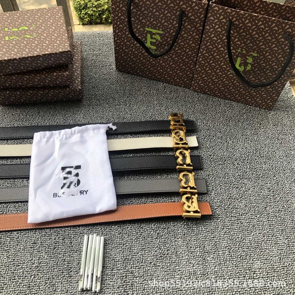 suspenders family b's new double-sided with the same men's and women's alloy letterhead belt color matching, Black;brown
suspenders family b's new double-sided with the same men's and women's alloy letterhead belt color matching, Black;brown