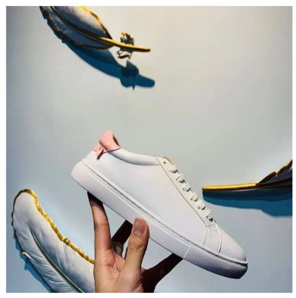 luxury white black leather woman's city sports sneakers shoes men's slip-on elastic webbing strap lace up trainers couple casual w
luxury white black leather woman's city sports sneakers shoes men's slip-on elastic webbing strap lace up trainers couple casual w