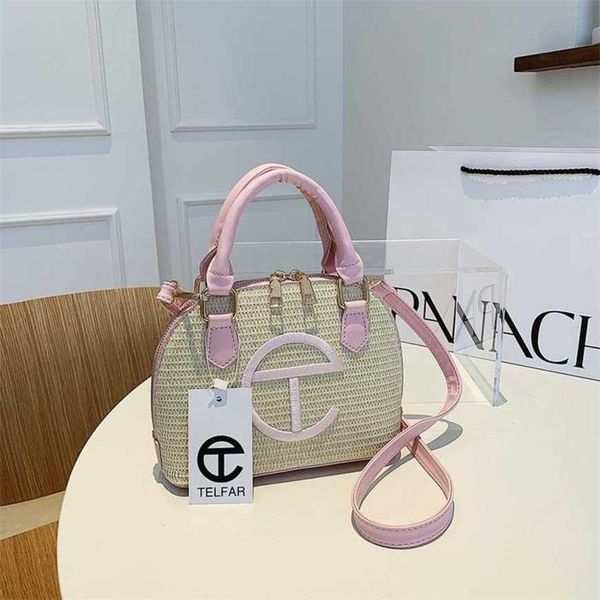 23% 2023 handbag new shell large capacity handheld fashion popular network red shoulder diagonal straddle small square bag
23% 2023 handbag new shell large capacity handheld fashion popular network red shoulder diagonal straddle small square bag