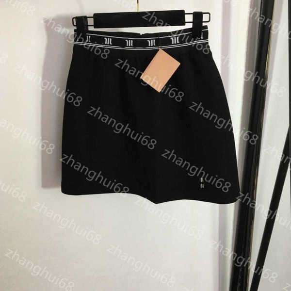 23ss designer skirts womens designer clothing embroidered letter webbing elastic waist short half skirt with safety pants lining women cloth, Black
23ss designer skirts womens designer clothing embroidered letter webbing elastic waist short half skirt with safety pants lining women cloth, Black