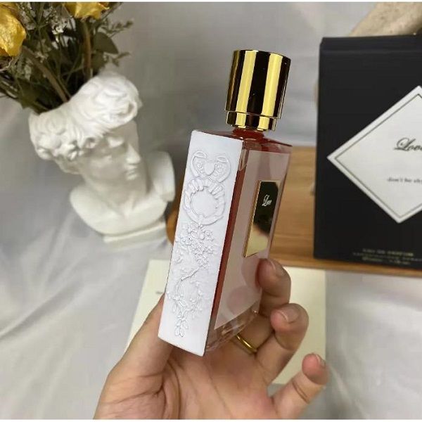 luxury kilian brand perfume 50ml love don't be shy avec moi good girl gone bad for women men spray parfum long lasting time smell high
luxury kilian brand perfume 50ml love don't be shy avec moi good girl gone bad for women men spray parfum long lasting time smell high