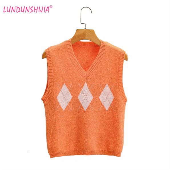women's vests lundunshijia autumn women diamond plaid sweater vest sleeveless v-neck orange knitting vest female casual pullover 23051, Black;white
women's vests lundunshijia autumn women diamond plaid sweater vest sleeveless v-neck orange knitting vest female casual pullover 23051, Black;white