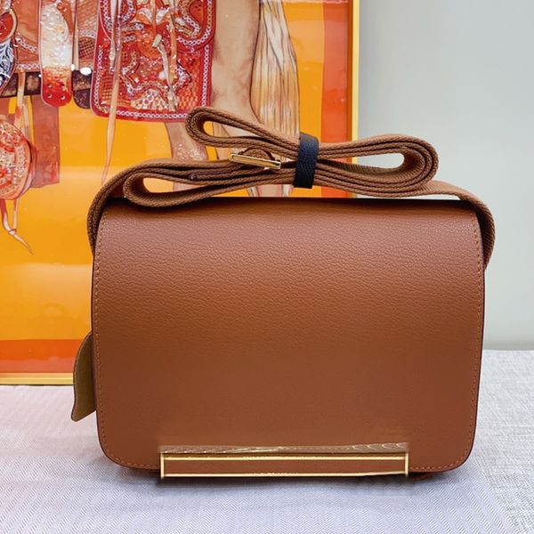 wooden clog bag crossbody handbags messenger bags wide shoulder strap enamel buckle sheepskin leather fashion clutch wallet fashion letter
wooden clog bag crossbody handbags messenger bags wide shoulder strap enamel buckle sheepskin leather fashion clutch wallet fashion letter