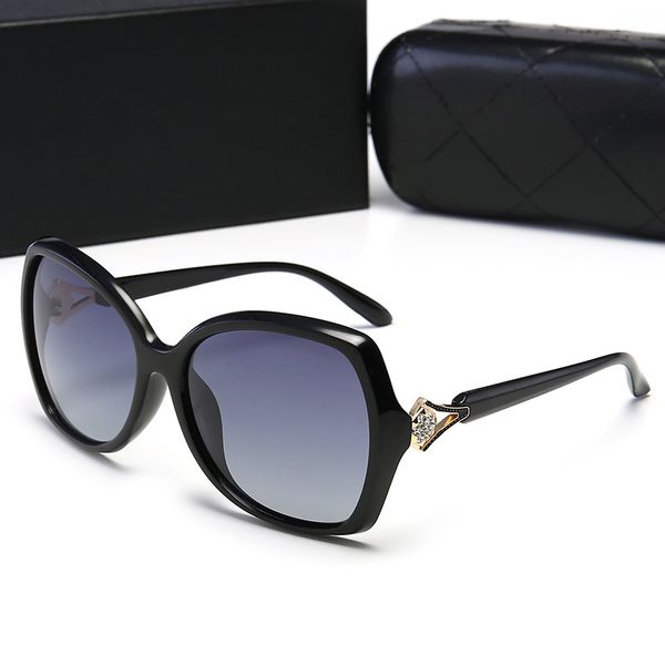 designer men women sunglasses luxury sunglasses for women brand new polarized sunglasses women's casual all-match sun glasses sports re, White;black
designer men women sunglasses luxury sunglasses for women brand new polarized sunglasses women's casual all-match sun glasses sports re, White;black