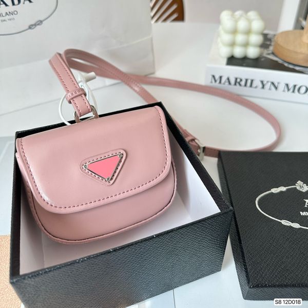 designer bag women's coin purse handbag women's shoulder bag purse triangular logo tote bag solid color wallet purse 02
designer bag women's coin purse handbag women's shoulder bag purse triangular logo tote bag solid color wallet purse 02