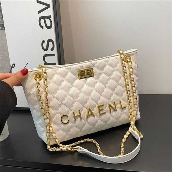 21% off 2023 fashion handbag chain women's new lingge one shoulder crossbody underarm commuter large capacity tote bag
21% off 2023 fashion handbag chain women's new lingge one shoulder crossbody underarm commuter large capacity tote bag