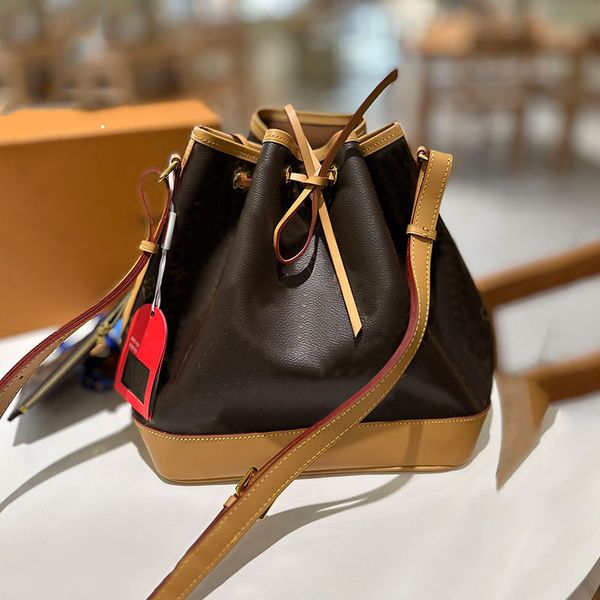 bucket bag drawstring underarm cross body shoulder shopping handbags bags women old flower messenger handbag purse pouch hobo fashion alphab
bucket bag drawstring underarm cross body shoulder shopping handbags bags women old flower messenger handbag purse pouch hobo fashion alphab