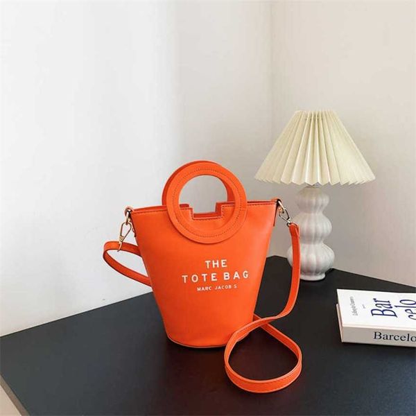 19% off 2023 handbag new women's bucket fashion family letter handbag simple and advanced single shoulder crossbody bag
19% off 2023 handbag new women's bucket fashion family letter handbag simple and advanced single shoulder crossbody bag
