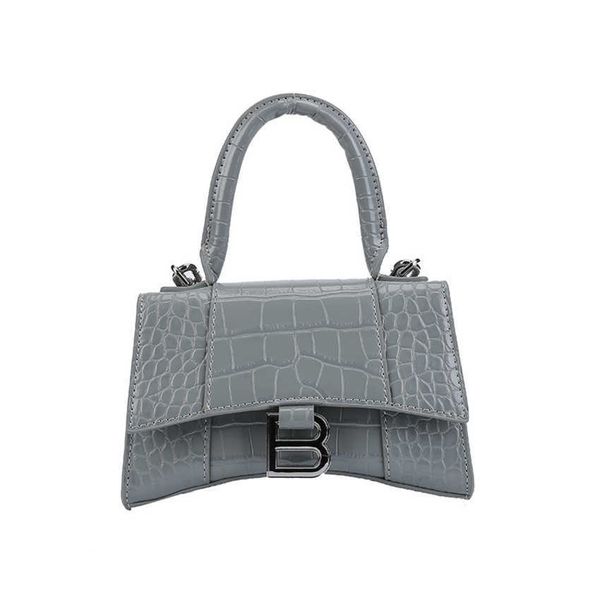 50% off 2023 fashion handbag new single shoulder western crocodile pattern handbag small hourglass spring women's bag batch
50% off 2023 fashion handbag new single shoulder western crocodile pattern handbag small hourglass spring women's bag batch